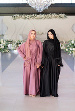 Load image into Gallery viewer, FEATHER SLEEVE ABAYA | DUSKY PINK |