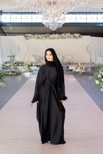 Load image into Gallery viewer, FEATHER SLEEVE ABAYA | BLACK |