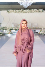 Load image into Gallery viewer, FEATHER SLEEVE ABAYA | DUSKY PINK |