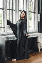 Load image into Gallery viewer, CLOSED CRYSTAL BATWING ABAYA | BLACK |