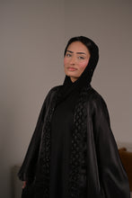 Load image into Gallery viewer, CRYSTAL COLLAR ORGANZA 4 PIECE ABAYA | BLACK |