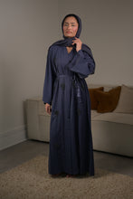 Load image into Gallery viewer, | CLASSIC NIDA ABAYA WITH CRYSTAL FLOWER DETAIL | AVAILABLE IN 4 COLOURS |