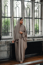 Load image into Gallery viewer, CLOSED CRYSTAL BATWING ABAYA | TAUPE |