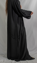 Load image into Gallery viewer, BAHRAINI TWO PIECE ABAYA | BLACK |