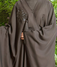 Load image into Gallery viewer, | FINEST NADA CAPE ABAYA |