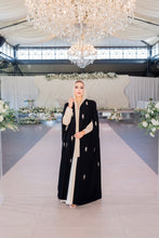 Load image into Gallery viewer, | LUXE | BLACK FLOWING CRYSTAL MOTIF CAPE

