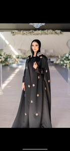 | LUXE | BLACK STRUCTURED CRYSTAL COLLAR MOTIF CAPE