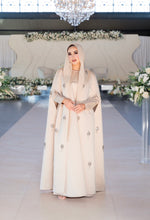 Load image into Gallery viewer, | LUXE | STRUCTURED GOLD CRYSTAL MOTIF CAPE
