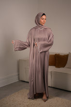 Load image into Gallery viewer, PEARL DETAIL 4 PIECE ABAYA | AVAILABLE IN 3 COLOURS |
