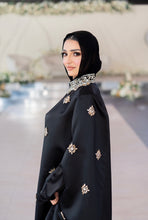 Load image into Gallery viewer, | LUXE | BLACK STRUCTURED CRYSTAL COLLAR MOTIF CAPE
